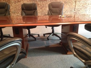 Louisville court reporters with conference rooms and built-in outlets.